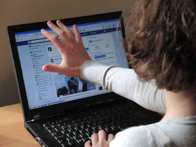 Facebook, minimalismus, Marcela Sobotová, omezování, odvykání